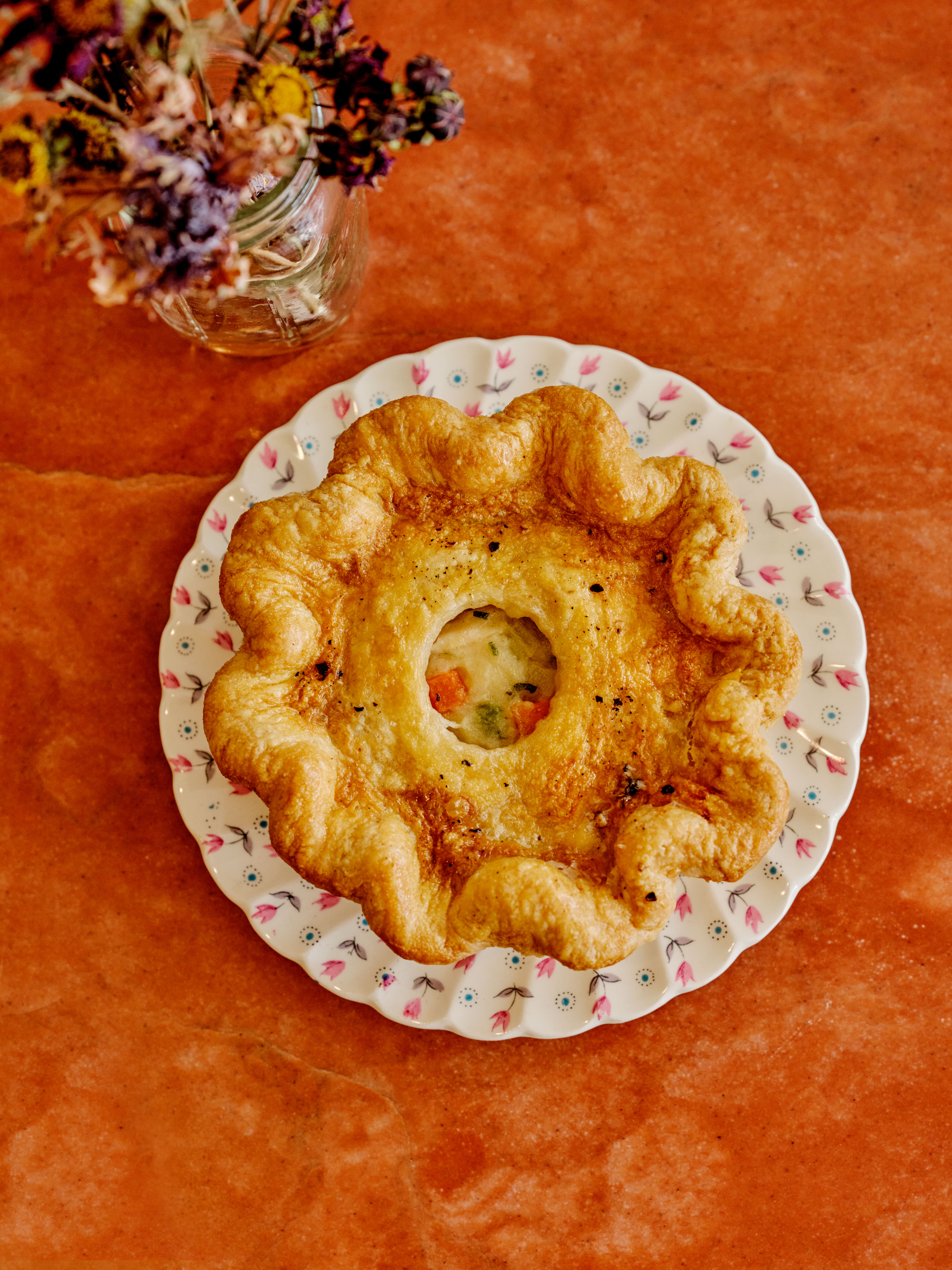 Ontario Chicken Pie – 7″